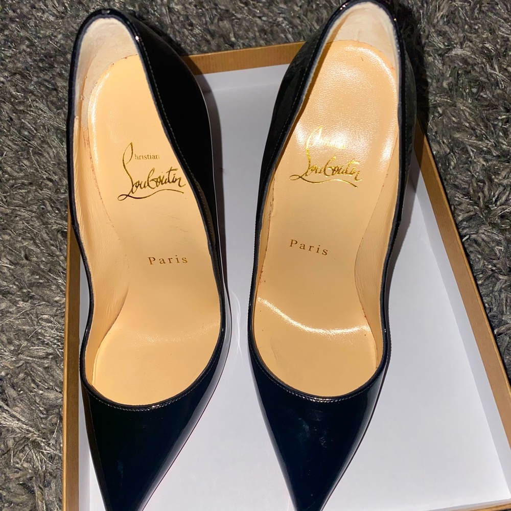 So Kate 120 worn once still look brand new